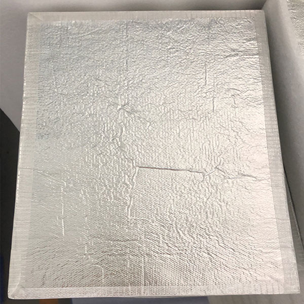 Low thermal conductivity VIP fumed silica vacuum insulation panel with PET film