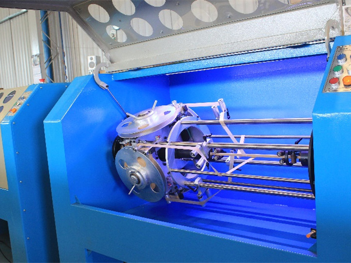 Horizontal Taping Machine-Single Conductor