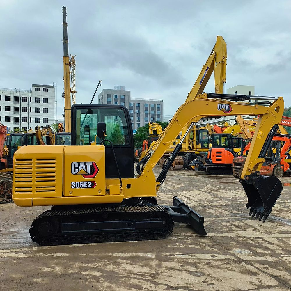 Perfect Quality Construction Machinery Second Hand Excavator Small Excavator Used Cat306