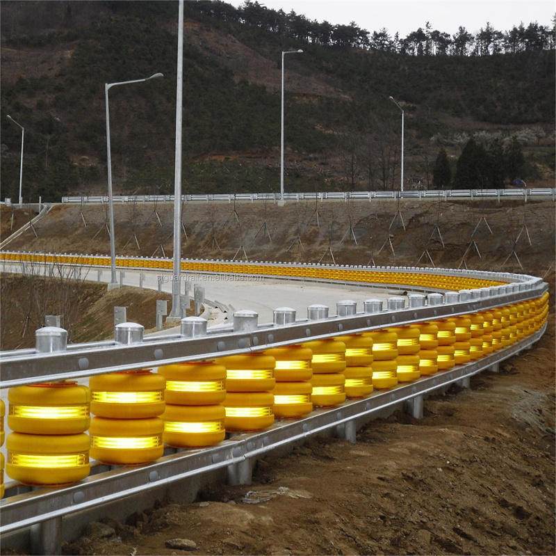 Highway Intensity Safety Traffic Crash Guardrail Roller Crash Barrier